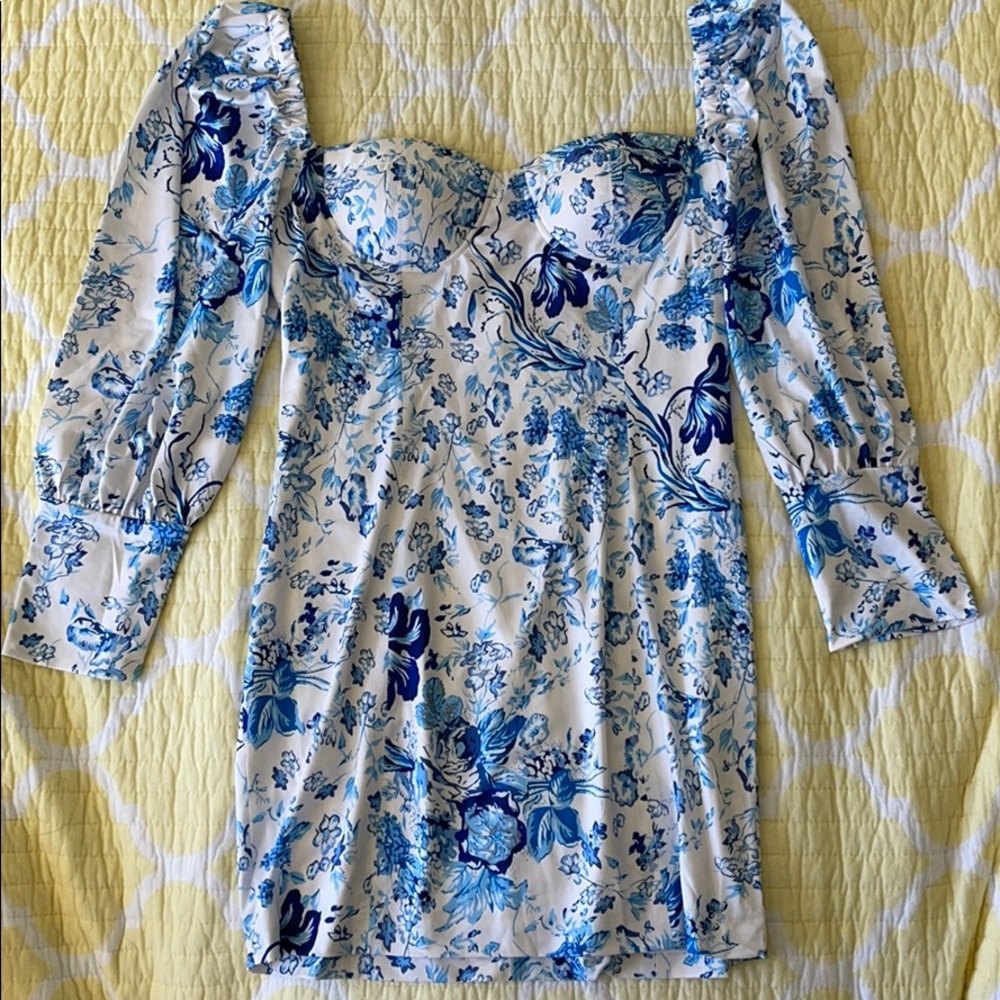 SQUARE COLLAR FLORAL MINI BODYCON DRESS
